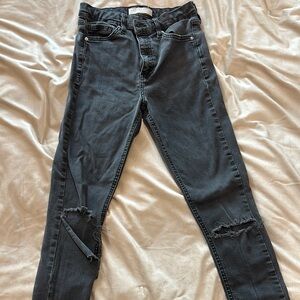 Women's Black Distressed Skinny Jeans